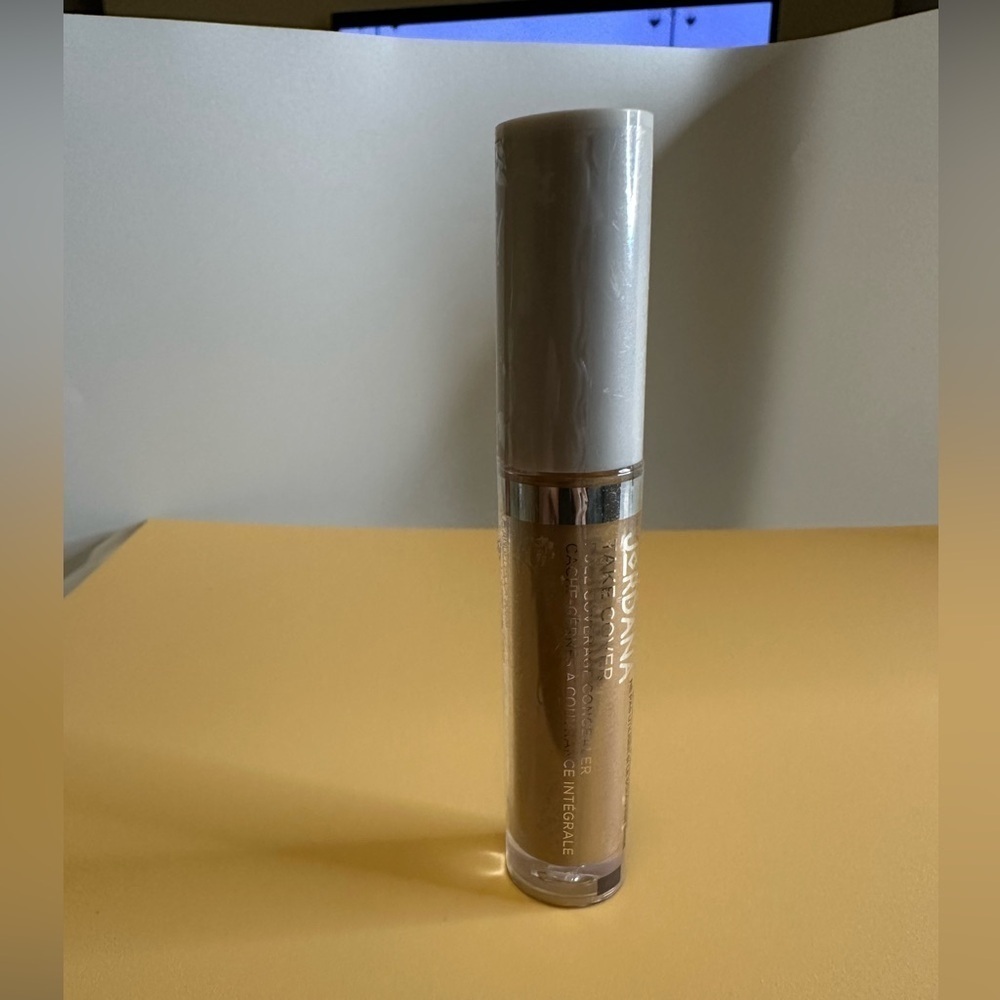 🩷5/$10 Jordan Take Cover Concealer - Brown
